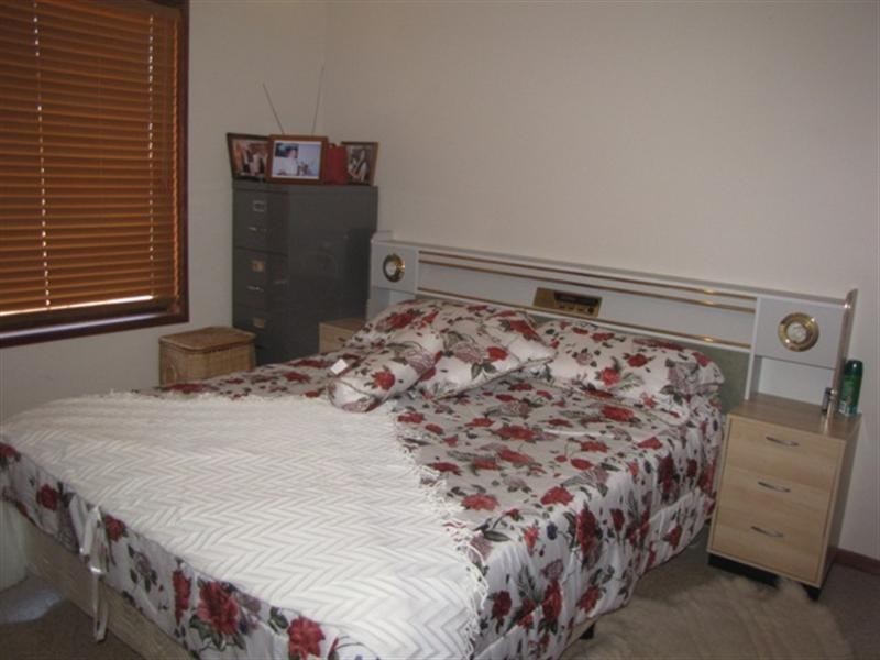 33 Barker Street, Loxton SA 5333