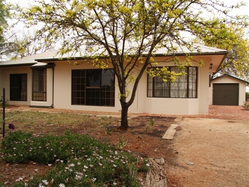 332 Derrick Road, Loxton SA 5333