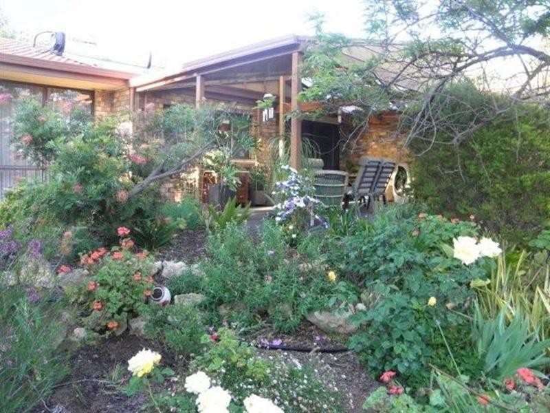 6 Reid Road, Waikerie SA 5330