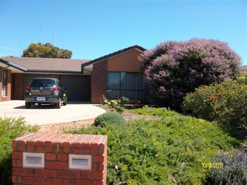 Unit 2/1 Mary Starr Drive, Waikerie SA 5330