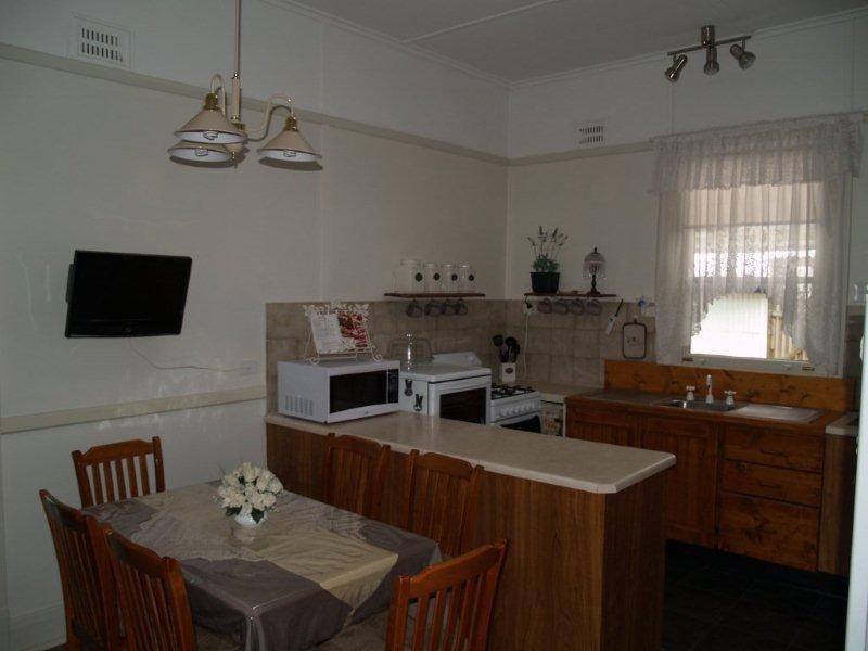 19 Kirby Street, Waikerie SA 5330