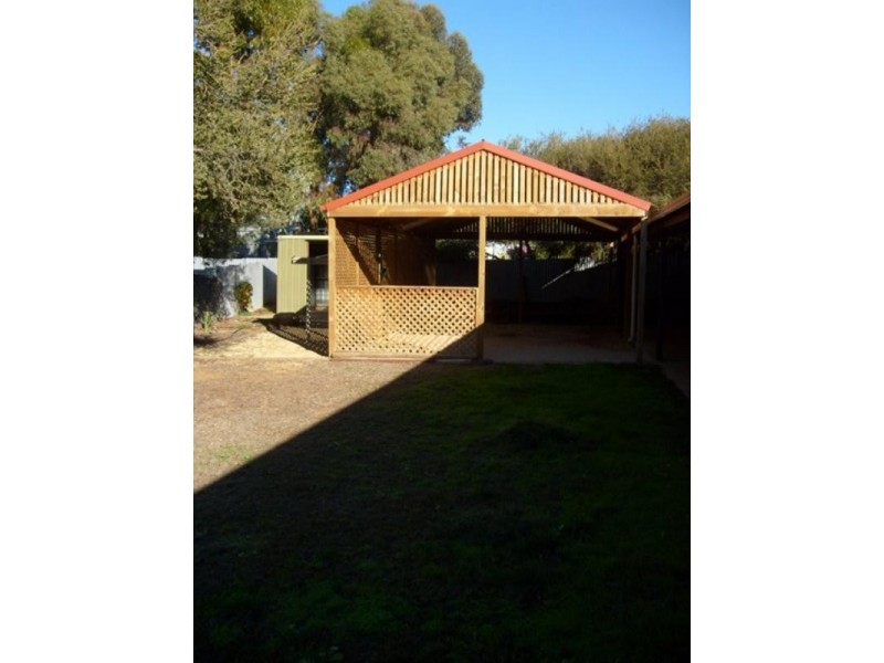 12 Westbrook Avenue, Loxton SA 5333