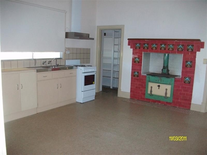 16 Dunstone Road, Waikerie SA 5330