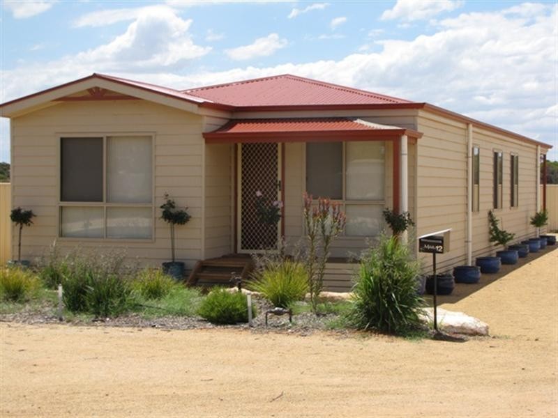 12 Schick Street, Loxton SA 5333