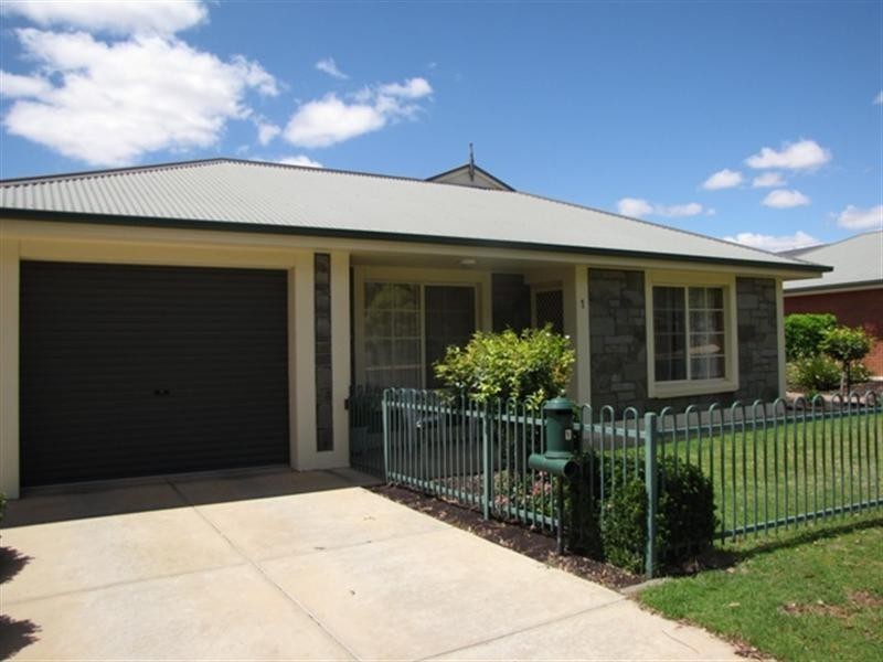 7-9 Anzac Crescent, Loxton SA 5333