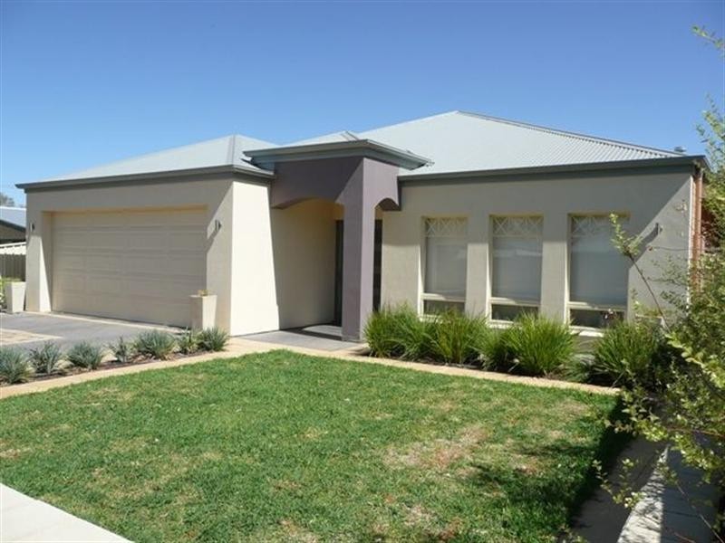 26a Fourth Street, Loxton SA 5333