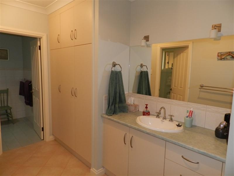 39 Storey Road, Waikerie SA 5330