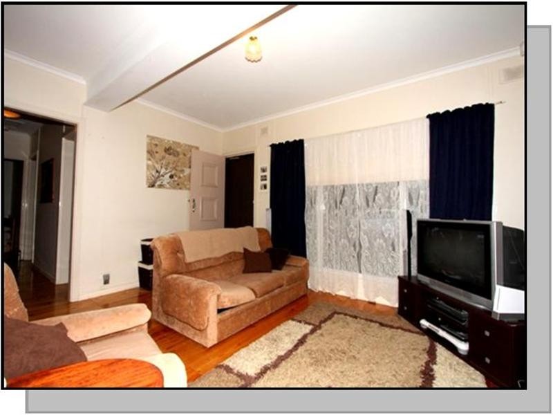 5 Eringa Avenue, Loxton SA 5333