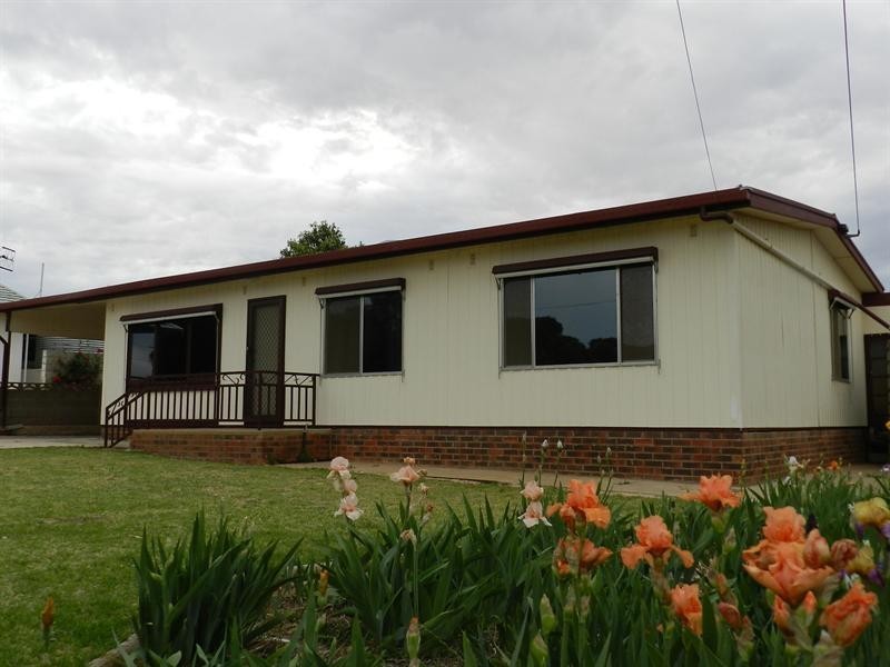 12 Traeger Street, Loxton SA 5333