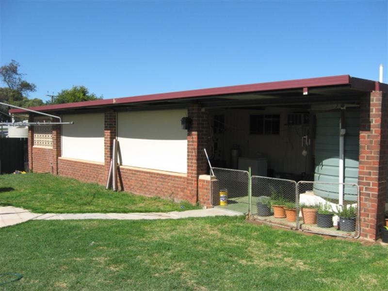 12 Traeger Street, Loxton SA 5333