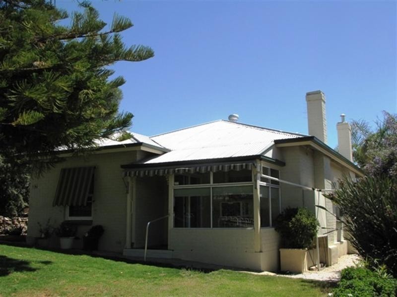 37 Laffer Street, Barmera SA 5345