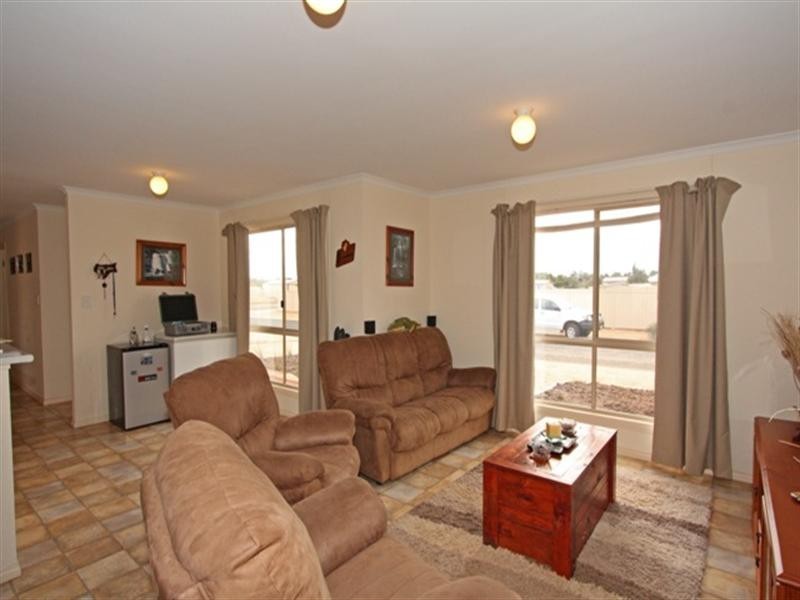 11 Schick Street, Loxton SA 5333