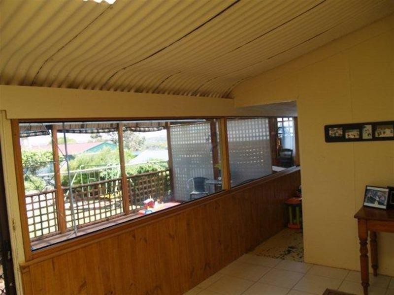 6 Pflaum Terrace, Waikerie SA 5330