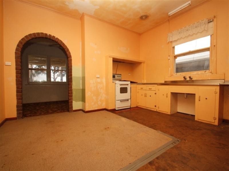 7 Casson Avenue, Loxton SA 5333