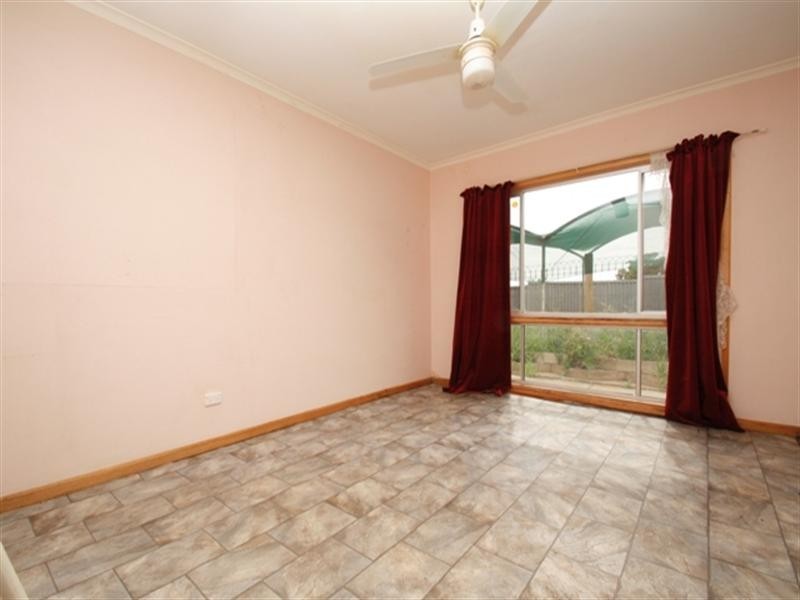 7 Casson Avenue, Loxton SA 5333