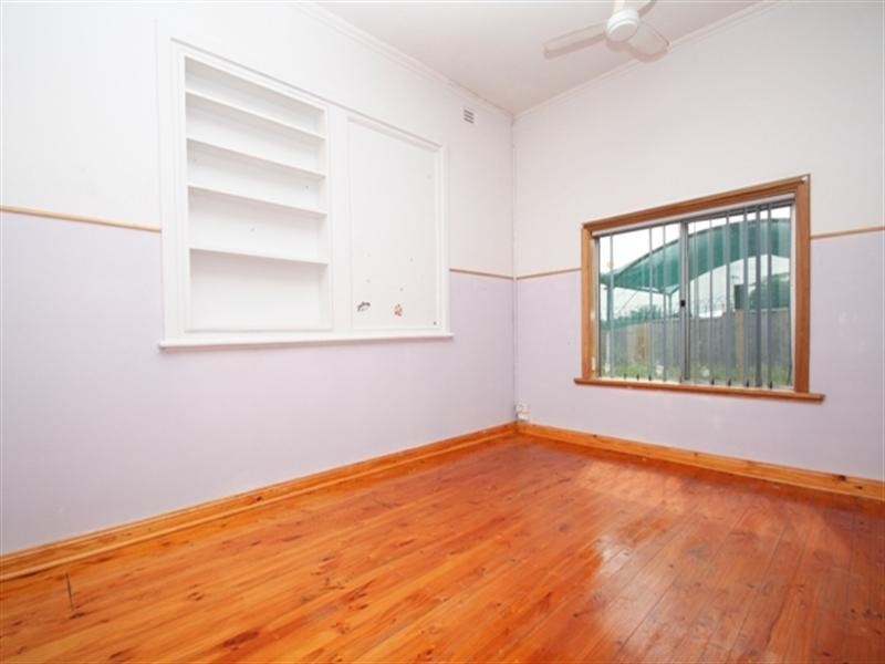 7 Casson Avenue, Loxton SA 5333