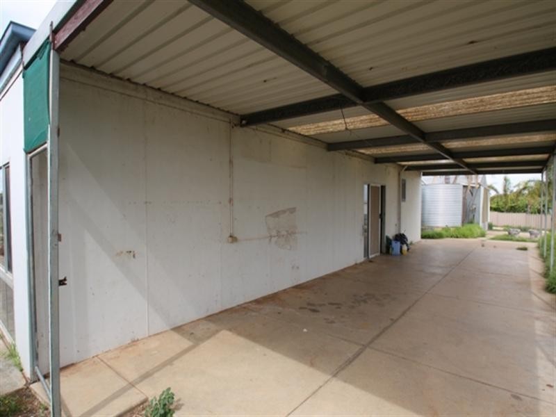 7 Casson Avenue, Loxton SA 5333