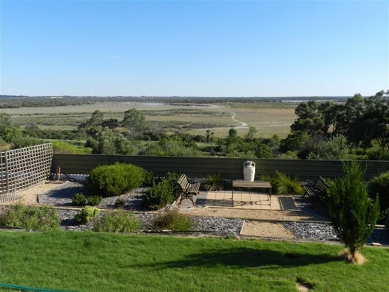 15 Schmidt Lane, Berri SA 5343