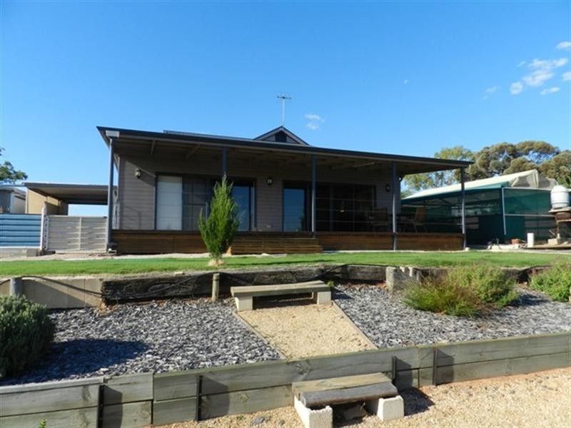 15 Schmidt Lane, Berri SA 5343