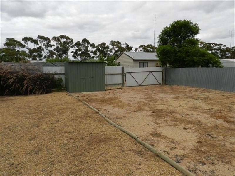 26 Dickerson Street, Barmera SA 5345