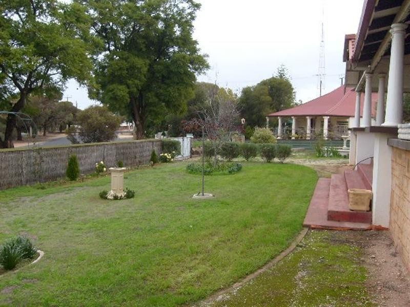 10 Verran Terrace, Berri SA 5343