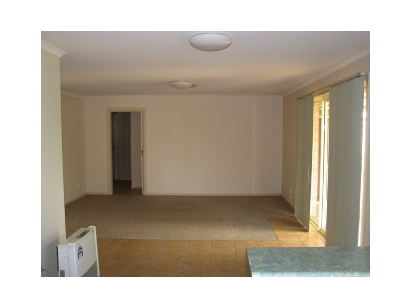 8 Fullwood Street, Waikerie SA 5330