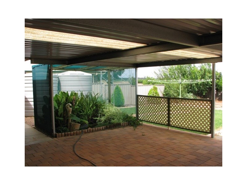 8 Fullwood Street, Waikerie SA 5330