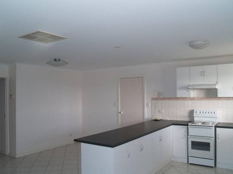 2 Edwards Crescent, Waikerie SA 5330