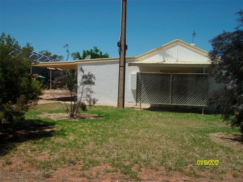 8 Emil Crescent, Waikerie SA 5330