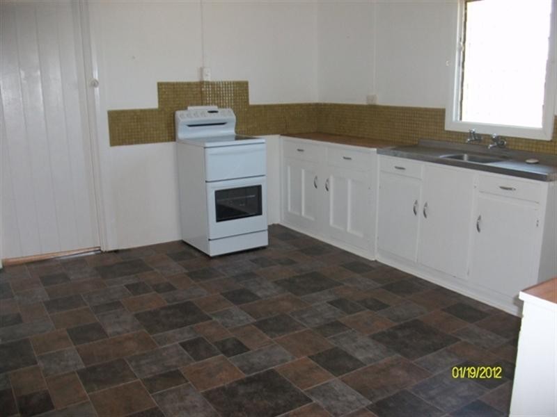 8 Emil Crescent, Waikerie SA 5330