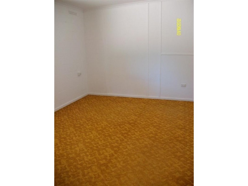 8 Emil Crescent, Waikerie SA 5330