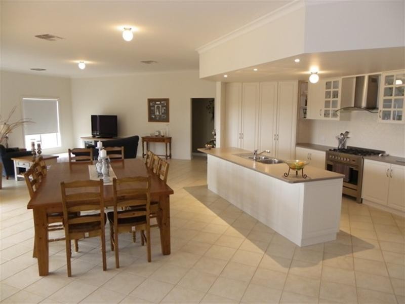 23 Pioneer Landing, Loxton SA 5333