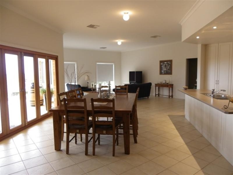 23 Pioneer Landing, Loxton SA 5333