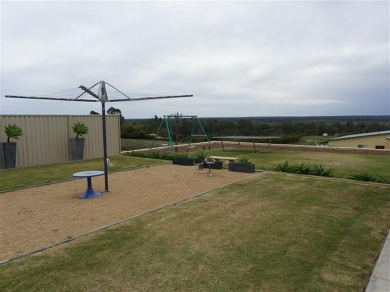 23 Pioneer Landing, Loxton SA 5333