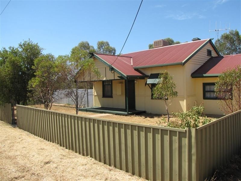 4 Harrington Street, Moorook SA 5332