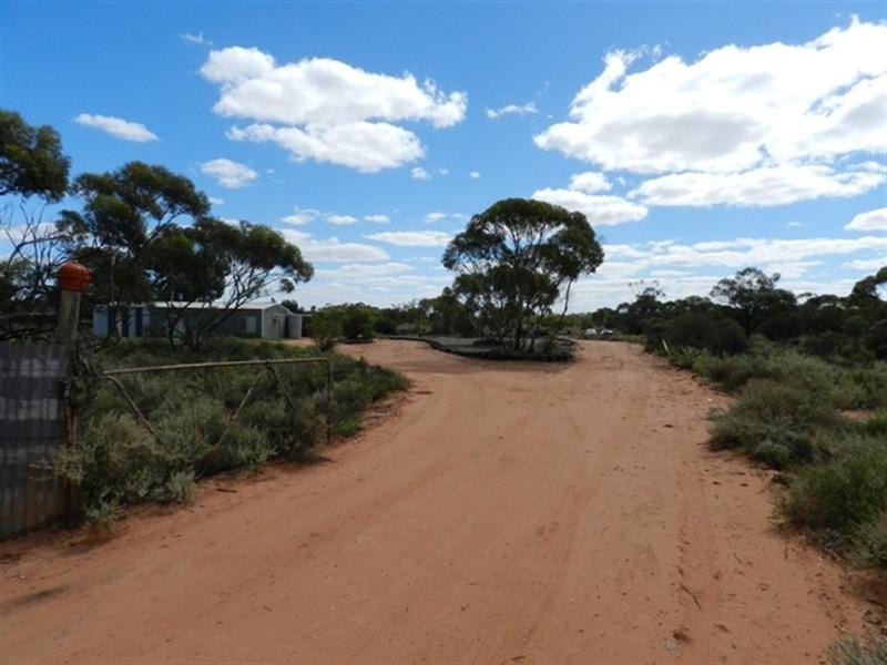 121 West Road, Glossop SA 5344