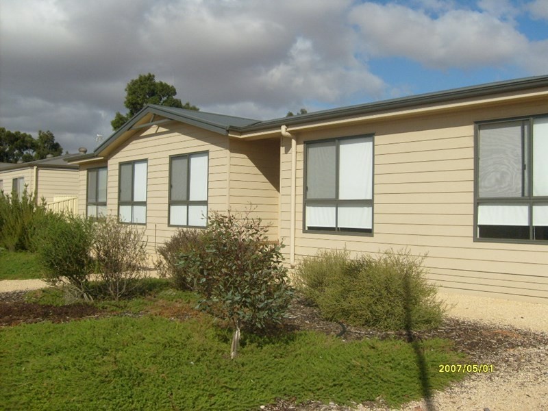 13 Schick Street, Loxton SA 5333