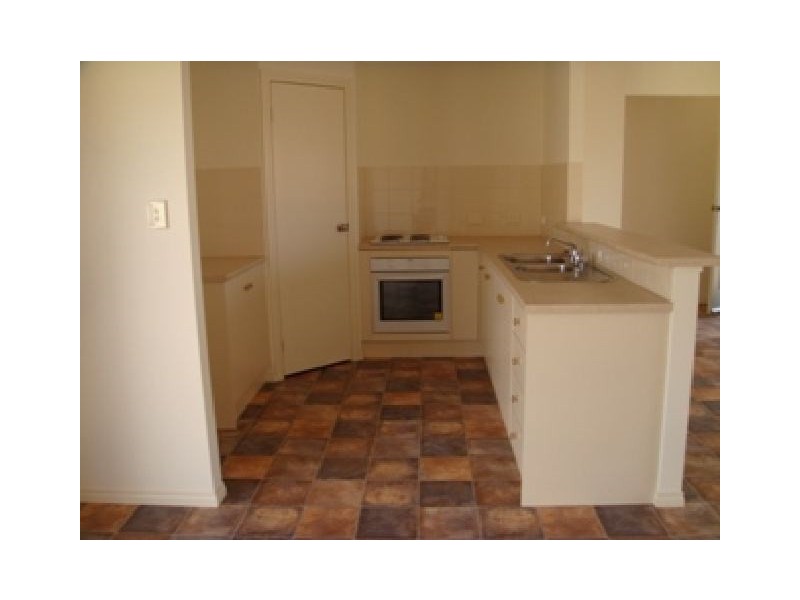 13 Schick Street, Loxton SA 5333