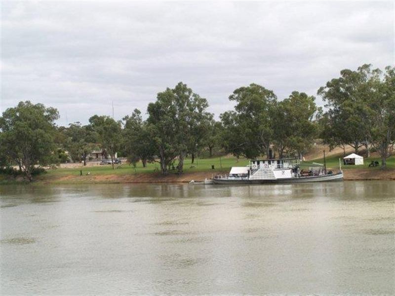 Lot 38 North West Bend, Morgan SA 5320