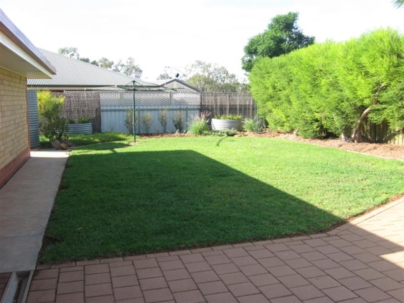 7 McLean Street, Berri SA 5343