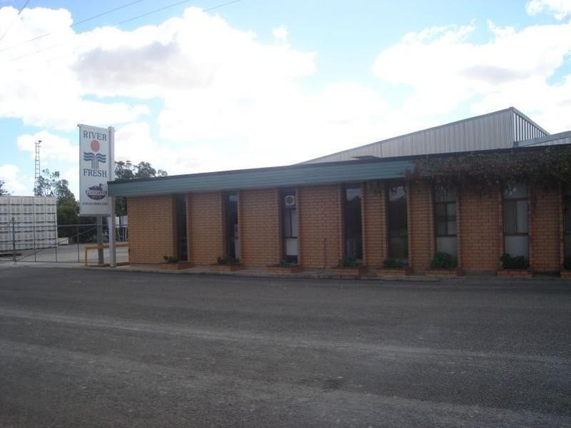 38,128 and176 River Terrace, Morgan SA 5320