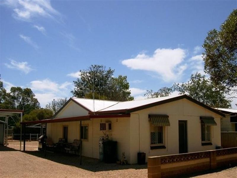 16 Hameister Avenue, Loxton SA 5333