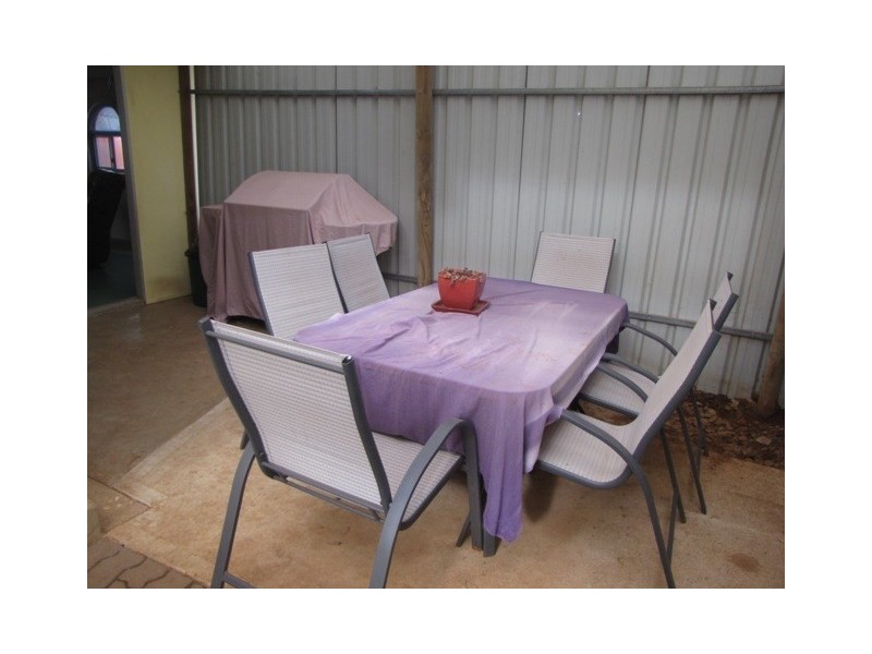 10 Hameister Avenue, Loxton SA 5333