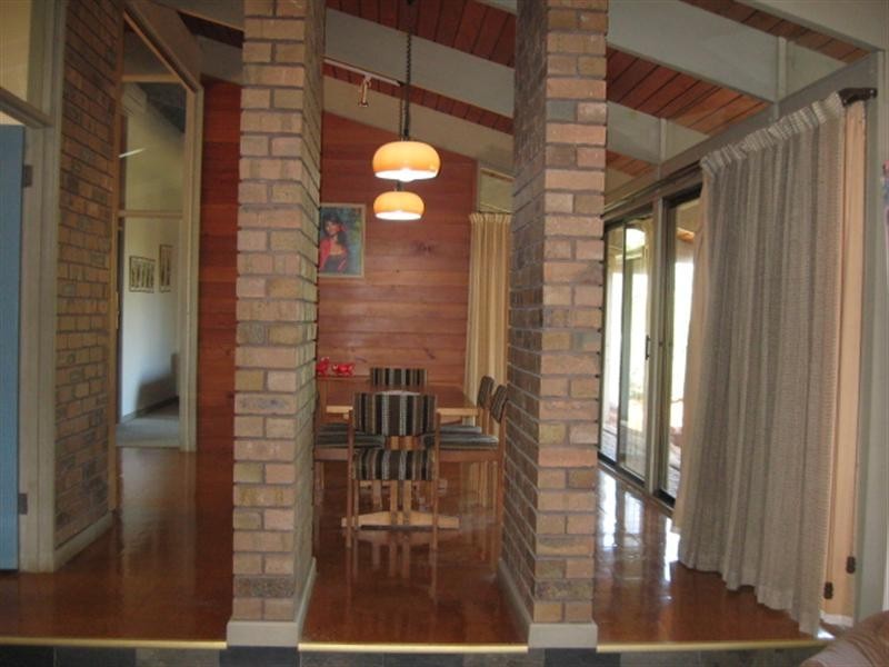 2 Pflaum Terrace, Loxton SA 5333