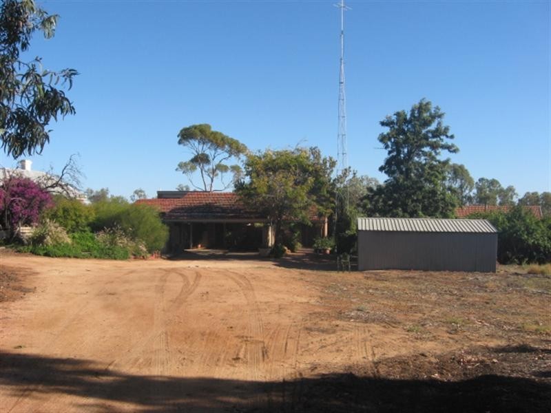 2 Pflaum Terrace, Loxton SA 5333