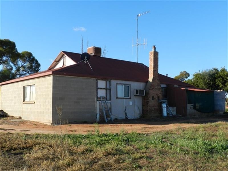 16 Moss Road, Monash SA 5342