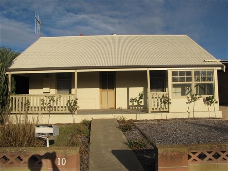 10 Fourth Street, Loxton SA 5333