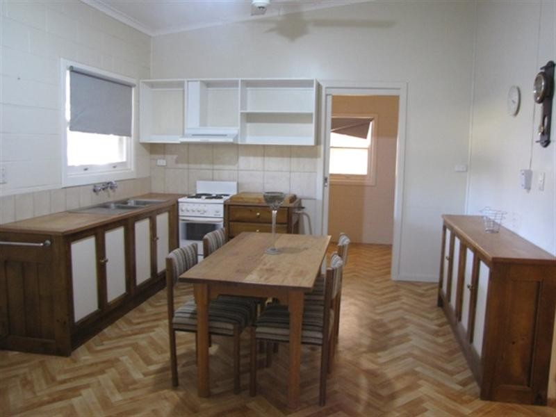 10 Fourth Street, Loxton SA 5333