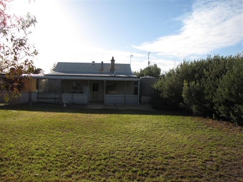 10 Fourth Street, Loxton SA 5333