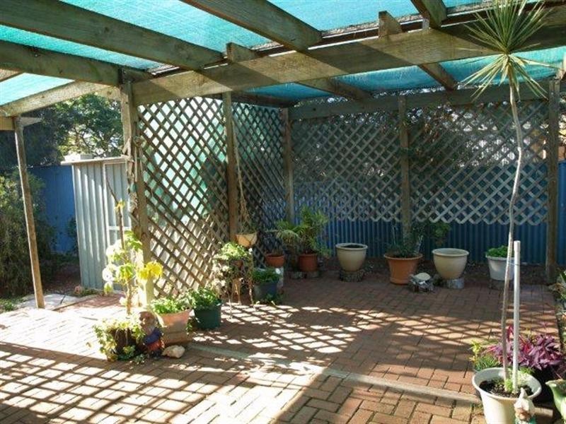 16 Coombe Terrace, Waikerie SA 5330